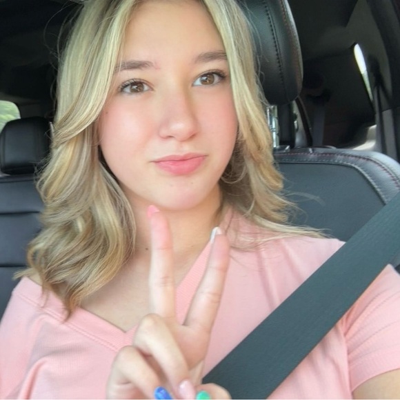 Meet your Posher, Jada - Picture 8 of 8